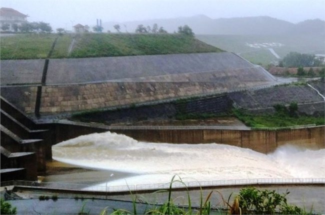 Thừa Thiên Huế: Bắt đầu có mưa to, các Nhà máy thủy điện điều tiết mức nước các hồ (14/10/2022)